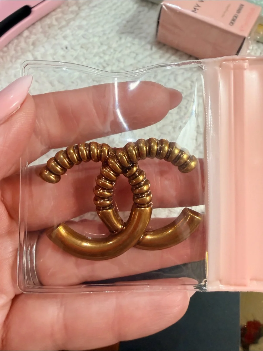 Fashion Jewelry Gold Interlocking Circle Brooch
